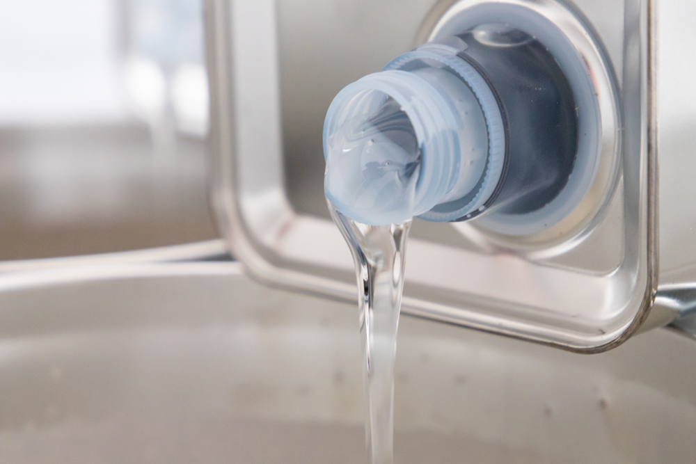 Blanke epoxy giethars closeup foto